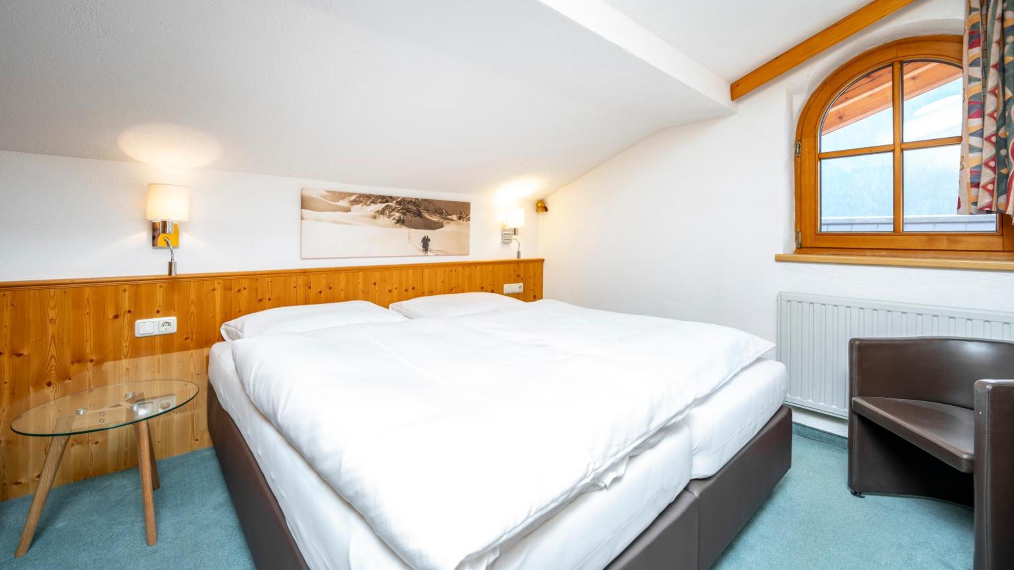 Haus Christaldo Bed & Breakfast St. Anton am Arlberg Eksteriør bilde